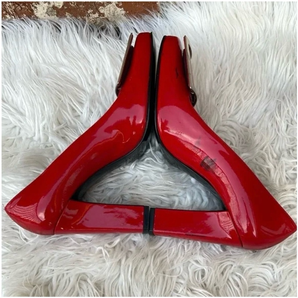 Yves Saint Laurent Red Patent Leather Heels 6.5. - Picture 5 of 8